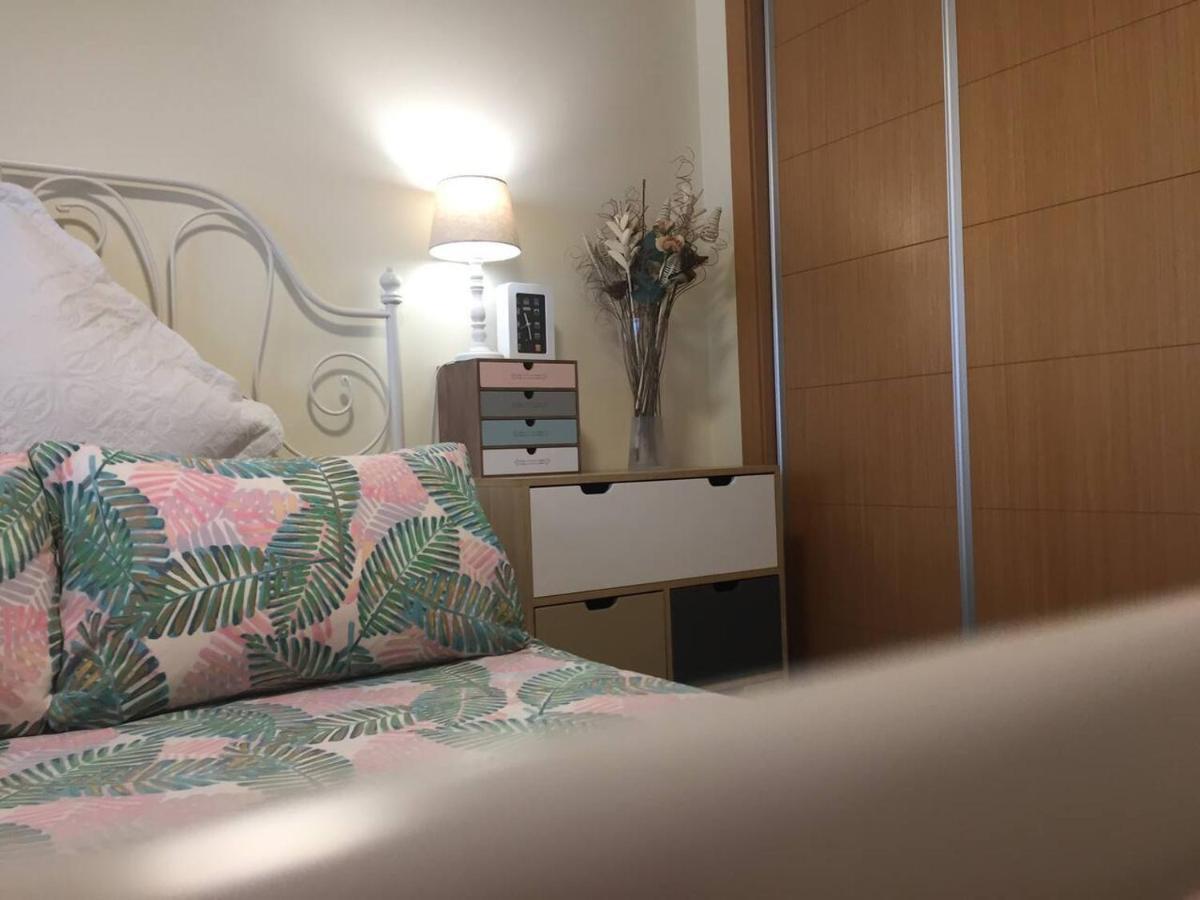 2 Bed Penthouse Apartment - Sea Views - Sleeps 4 Финестрат Экстерьер фото