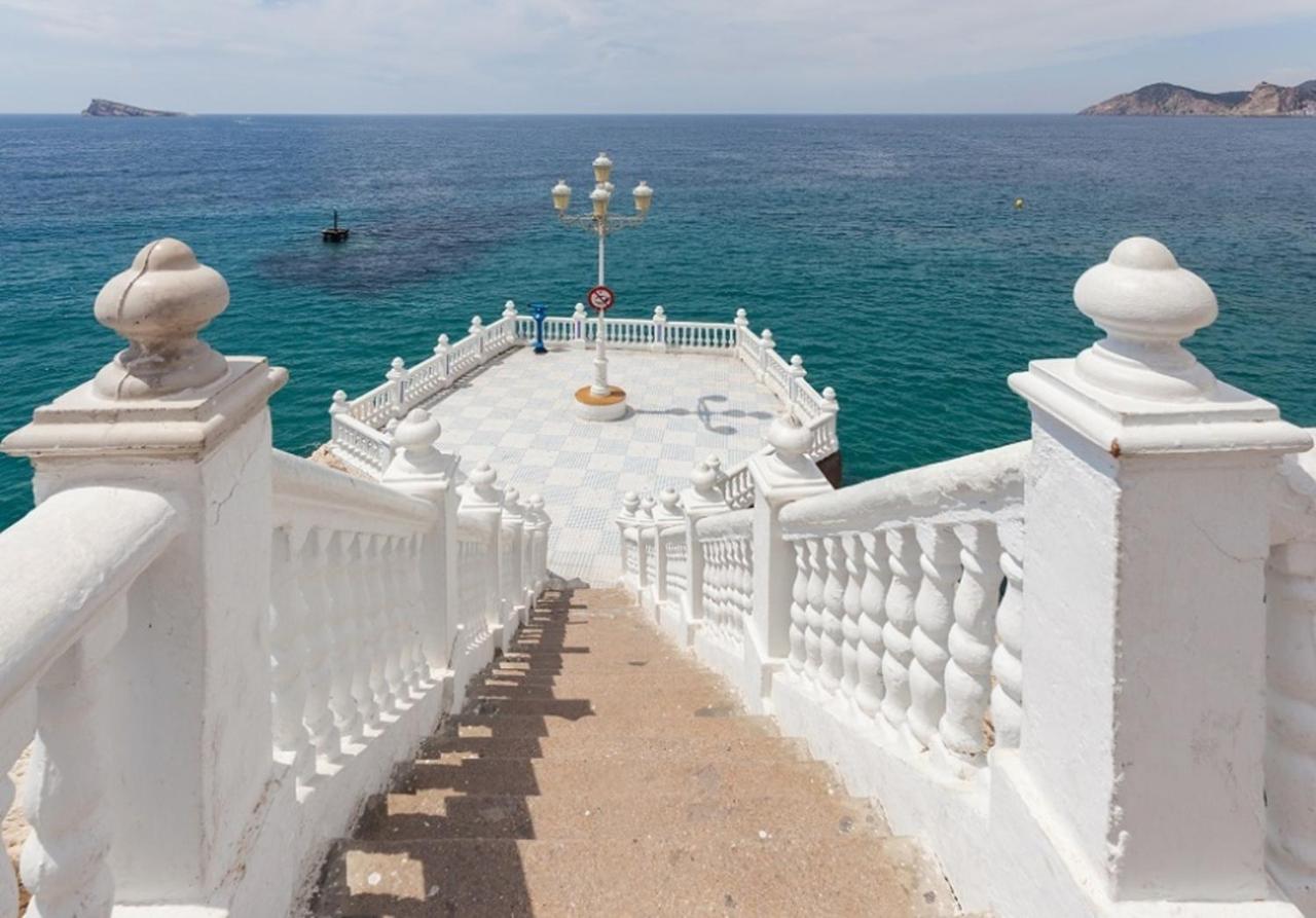 2 Bed Penthouse Apartment - Sea Views - Sleeps 4 Финестрат Экстерьер фото