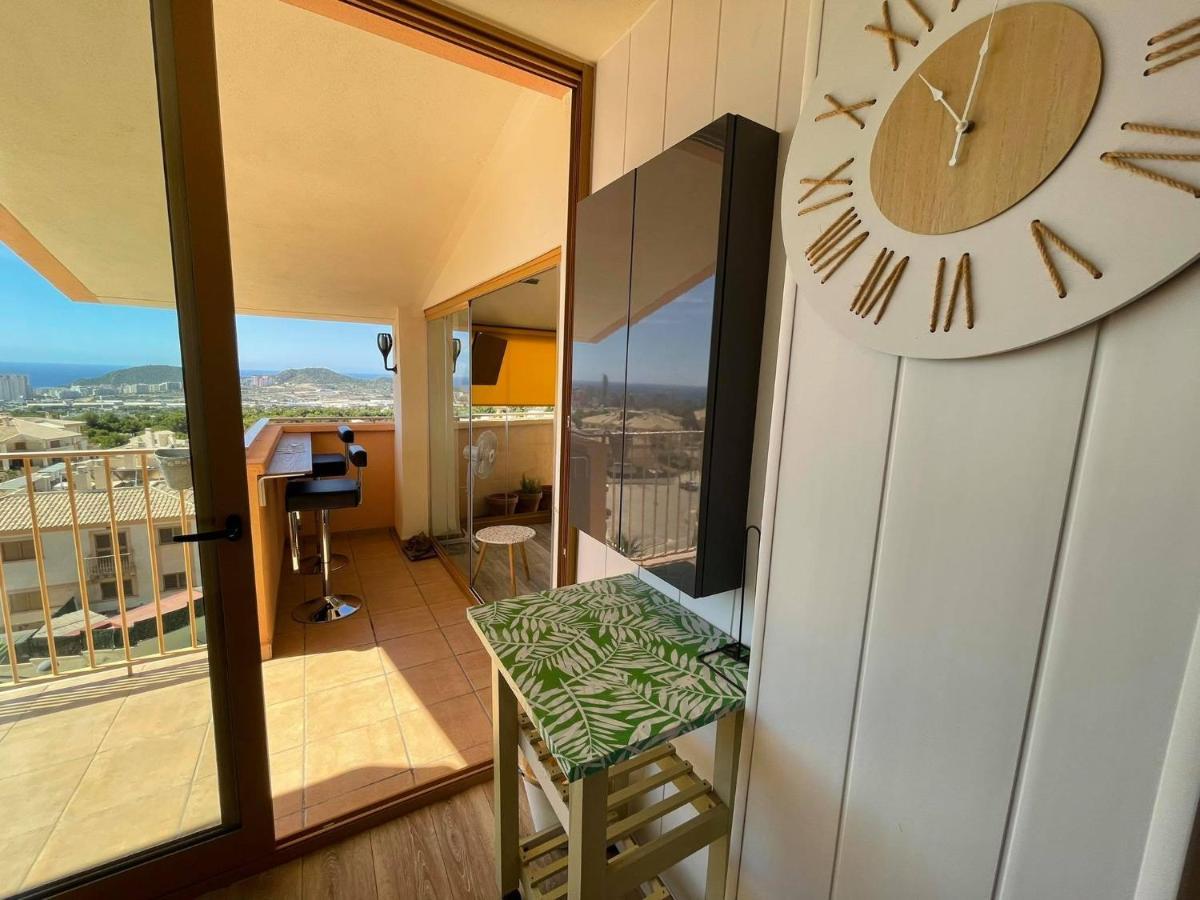 2 Bed Penthouse Apartment - Sea Views - Sleeps 4 Финестрат Экстерьер фото