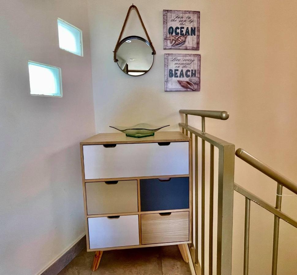 2 Bed Penthouse Apartment - Sea Views - Sleeps 4 Финестрат Экстерьер фото